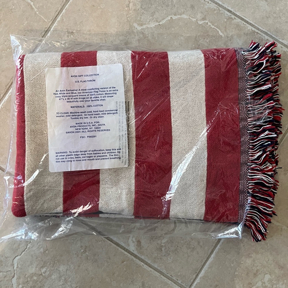 47" L x 36" H USA Flag Throw Made in VA, USA. Celebrate 250th 4th of July NEW! - Picture 4 of 5